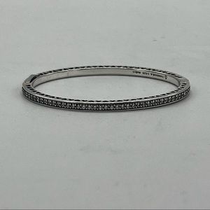 Pandora Radiant Hearts Bangle Bracelet Purple
